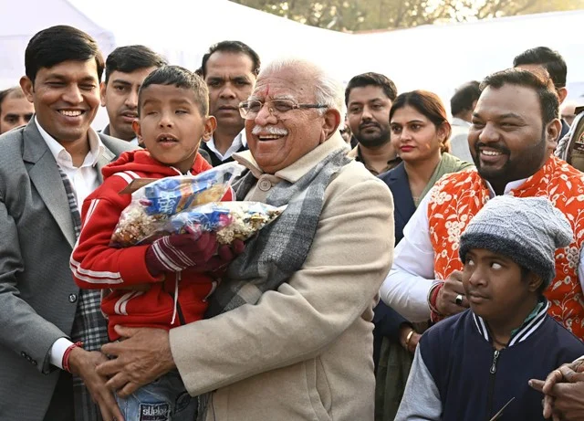 मुख्यमंत्री आवास पर अनोखे अंदाज में मनाया गया मकर संक्रांति का पर्व