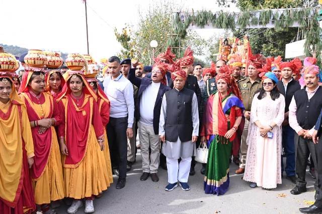 राष्ट्र स्तरीय होली उत्सव का शुभारंभ