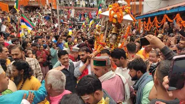 श्री केदारनाथ भगवान की पंचमुखी चल -विग्रह मूर्ति केदारनाथ हुई रवाना