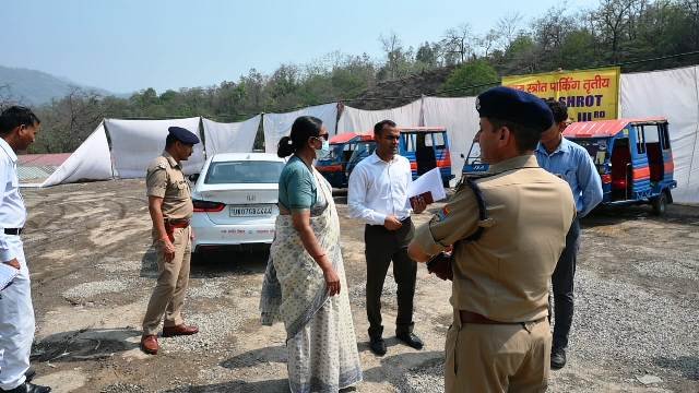 सीएस ने तपोवन से कोडियाला तक राफ्टिंग व्यवस्थाओं का किया निरीक्षण