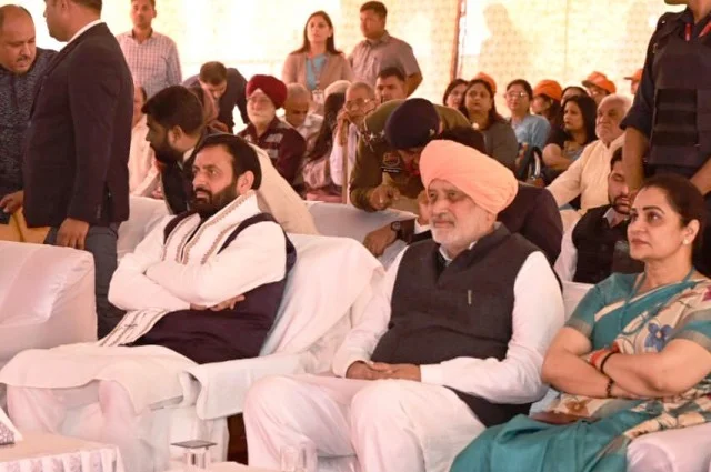 सीएम ने सुना प्रधानमंत्री के ‘मन की बात’ का 116वां एपिसोड