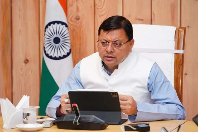 सीएम धामी ने जिलाधिकारियों को दिए बड़े टास्क