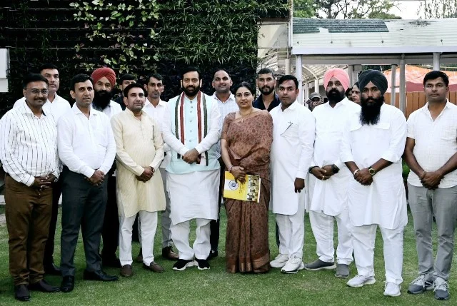 किसानों और उद्यमियों ने CM से की तंजानिया में निवेश पर चर्चा