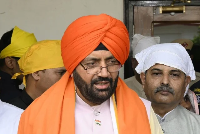 पंजाब सरकार ने कोर्ट के आदेश को दरकिनार किया - CM