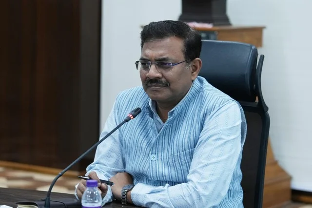 मुख्य सचिव ने हरिद्वार कॉरिडोर व अन्य प्रोजेक्ट्स पर बैठक की