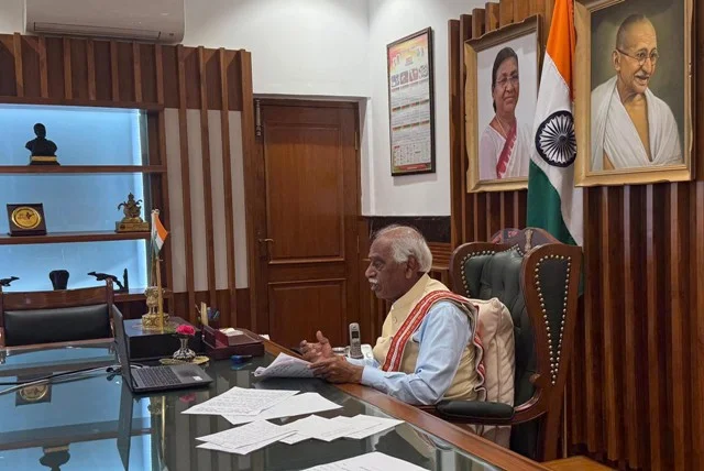 राज्यपाल ने विद्या भारती के आचार्य सम्मेलन को संबोधित किया