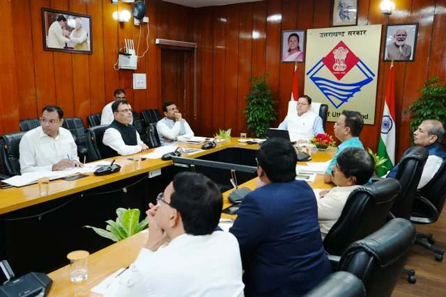 CM धामी ने 'डिजिटल उत्तराखंड' प्लेटफॉर्म को बढ़ावा देने के निर्देश दिए