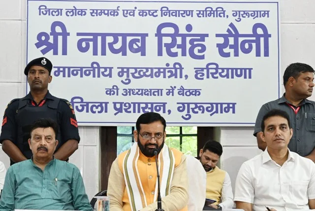 स्वच्छ गुरुग्राम के लिए सीएम सैनी ने पार्षदों से मांगा सहयोग
