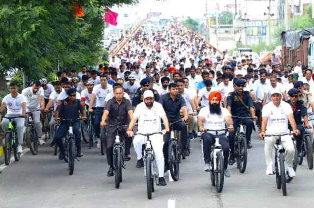 खेल को जीवन का अभिन्न हिस्सा बनाएं युवा - CM