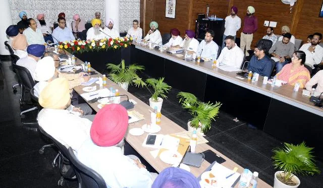 पंजाब सरकार ने खरीफ सीजन की तैयारियों को दी रफ्तार: मंत्री खुड्डियां