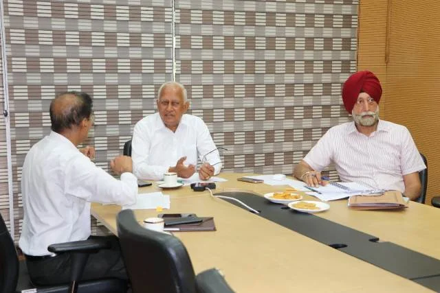 बाढ़ की स्थिति पर कमर कसी, मंत्री गोयल ने की उच्चस्तरीय बैठक