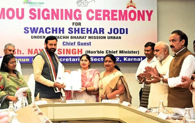 करनाल में स्वच्छ शहर जोड़ी एमओयू समारोह, सीएम सैनी रहे मुख्य अतिथि