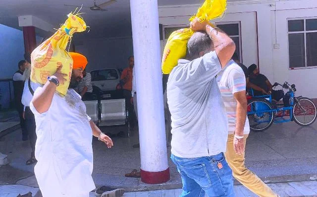 नंगल के प्राचीन मंदिर को बचाने के लिए शिक्षा मंत्री ने शुरू की कार्रवाई