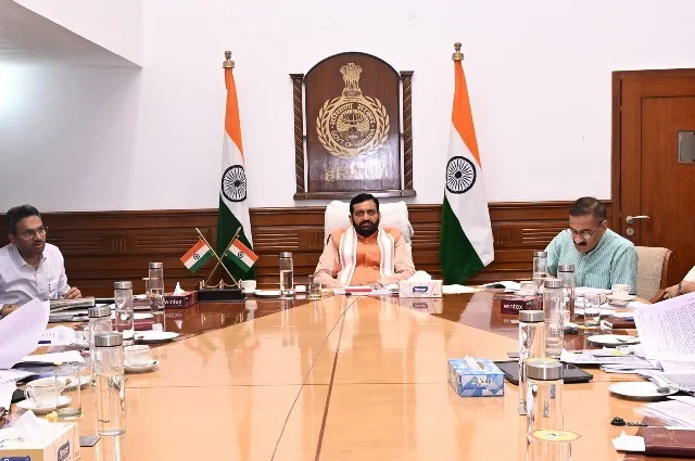 सैनी ने अधिकारियों को जन शिकायतों का शीघ्र निवारण करने के निर्देश दिए