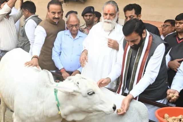 गायों की सुरक्षा के लिए गौ भक्त चलाएं जन जागरण अभियान - CM