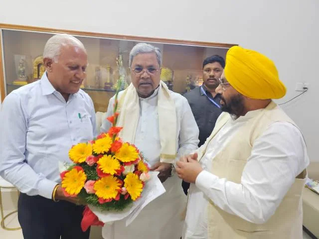 पंजाब मंत्रियों ने कर्नाटक CM को दिया गुरु तेग बहादुर जी शहीदी समारोह का निमंत्रण