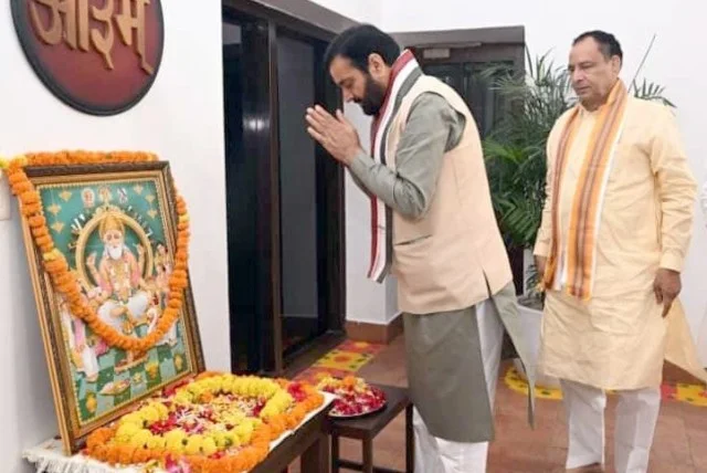 मुख्यमंत्री नायब सिंह सैनी ने भगवान विश्वकर्मा दिवस पर की पूजा-अर्चना