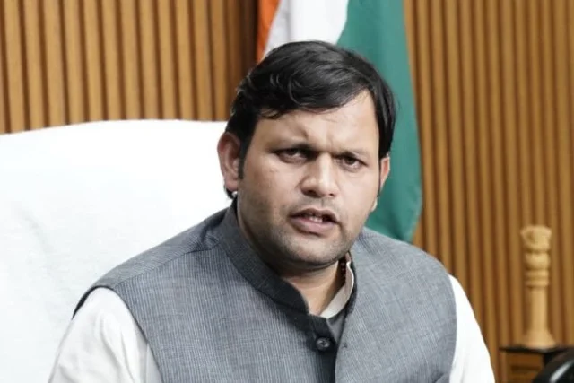 खेल सुविधाओं की मेंटेनेंस पर हरियाणा के खेल मंत्री का निर्देश