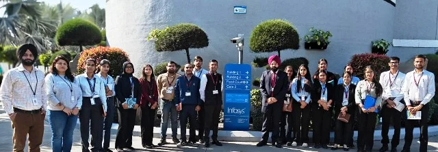 तकनीकी शिक्षा विभाग के टॉपर छात्रों का इन्फोसिस चंडीगढ़ में शैक्षणिक दौरा