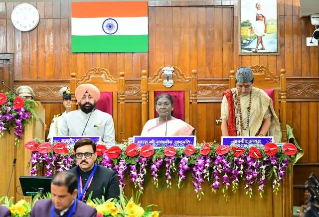 राष्ट्रपति द्रौपदी मुर्मू ने उत्तराखंड विधानसभा के विशेष सत्र को किया संबोधित