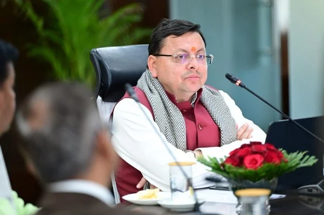 सीएम धामी ने निर्देश दिए गांवों में हर्बल क्लस्टर विकसित किए जाएं