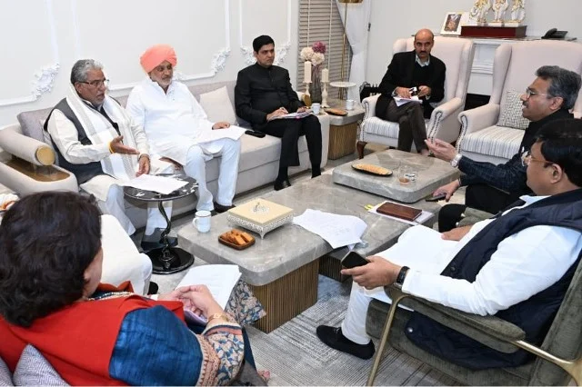 हरियाणा में नई प्रशासनिक इकाइयों को लेकर सब–कमेटी की अहम बैठक