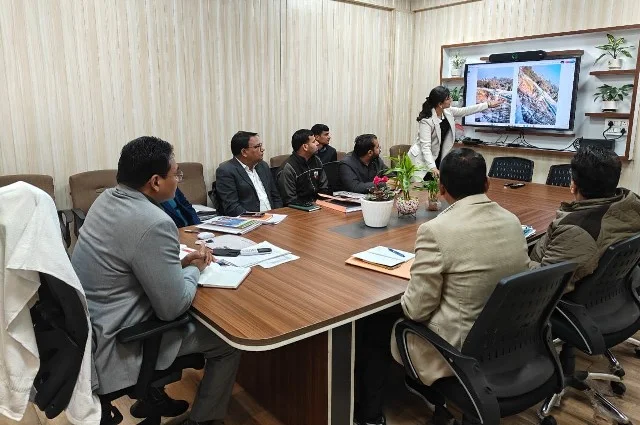 पदभार संभालते ही आवास सचिव ने ली एमडीडीए की पहली समीक्षा बैठक