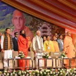 हरिद्वार संत सम्मेलन में CM धामी शामिल, सनातन चेतना पर दिया जोर