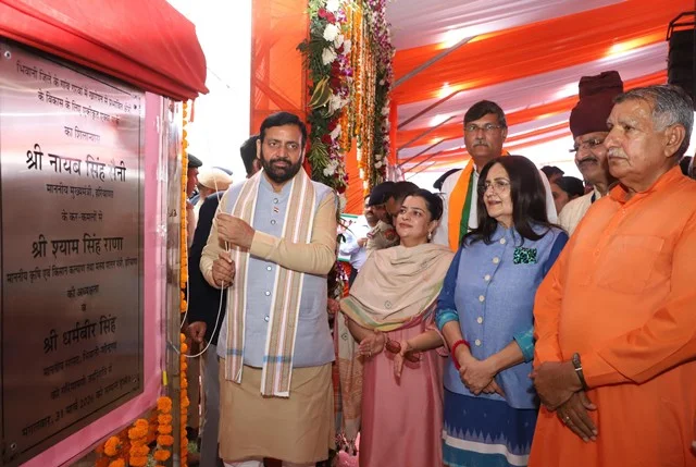 तोशाम में 107 करोड़ की विकास परियोजनाओं का उद्घाटन-शिलान्यास