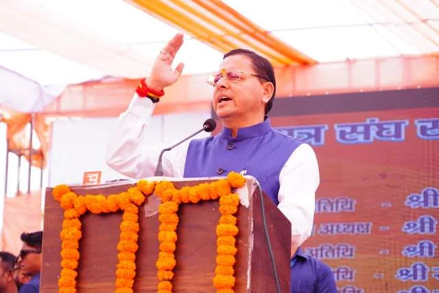 डीएवी पीजी कॉलेज के छात्रसंघ समारोह में सीएम धामी ने किया संबोधन