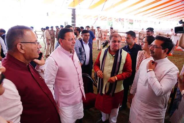 पीएम मोदी के प्रस्तावित कार्यक्रम से पहले सीएम धामी ने देहरादून में व्यवस्थाओं का निरीक्षण किया