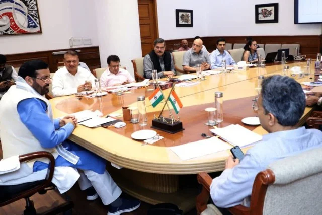 सीएम ने ‘प्रगति’ बैठक में 75 करोड़ से अधिक की परियोजनाओं की समीक्षा की