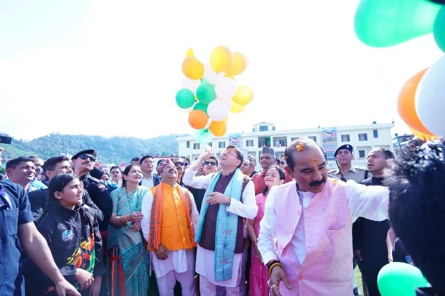 पिथौरागढ़ में उच्चीकृत क्रिकेट मैदान का सीएम धामी ने किया लोकार्पण