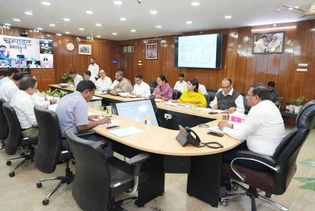 पीएम पोषण योजना की समीक्षा बैठक में मुख्य सचिव ने दिए अहम निर्देश