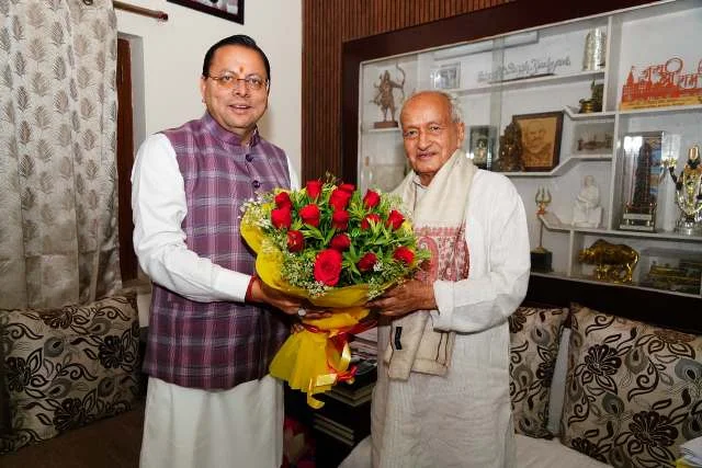 मुख्यमंत्री धामी ने भगत सिंह कोश्यारी को पद्म भूषण सम्मान मिलने पर दी बधाई