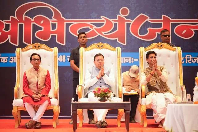 धामी ने साहित्य और सृजनशीलता को बताया समाज की शक्ति