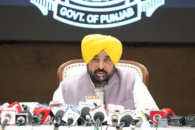 पंजाब सरकार का बड़ा फैसला, निजी स्कूलों की फीस वृद्धि पर 5% की सीमा तय