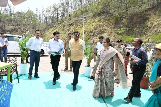 मुख्य सचिव ने तपोवन स्थित बजरंग सेतु का किया स्थलीय निरीक्षण