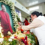 मुख्यमंत्री धामी ने पूर्व मुख्यमंत्री भुवन चंद्र खण्डूड़ी को श्रद्धांजलि अर्पित की