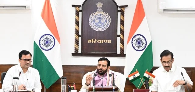 मुख्यमंत्री नायब सिंह सैनी ने सुशासन और जनसेवाओं की समीक्षा