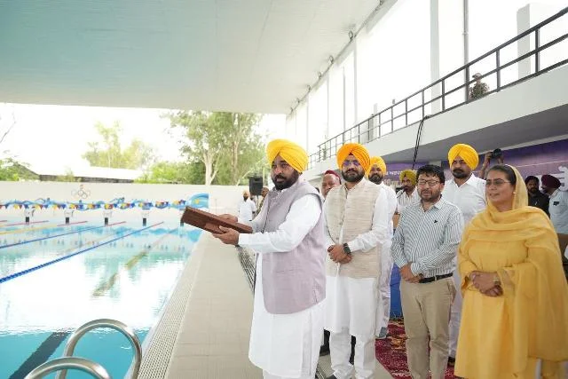 संगरूर में ओलंपिक स्तर के स्विमिंग पूल का मुख्यमंत्री मान ने किया उद्घाटन