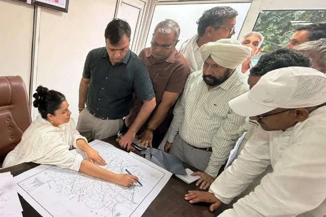 सिंचाई मंत्री ने किसानों की समस्याएं सुनकर अधिकारियों को दिए तत्काल निर्देश
