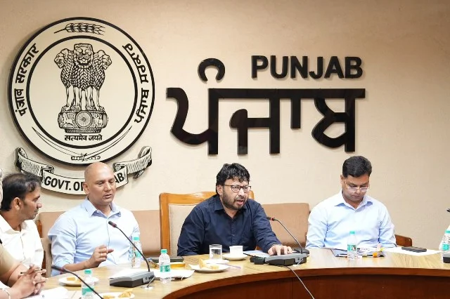 NRI मामलों के मंत्री ने ‘ऑनलाइन मिलनी’ में विदेशों में बसे पंजाबियों की सुनी समस्याएं