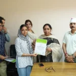 अंबेडकर इंस्टीट्यूट में सफल विद्यार्थियों को मंत्री ने वितरित किए प्रमाण पत्र