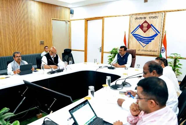 ग्रामीण विकास परियोजनाओं में तेजी लाने के लिए मुख्य सचिव ने की उच्चस्तरीय समीक्षा