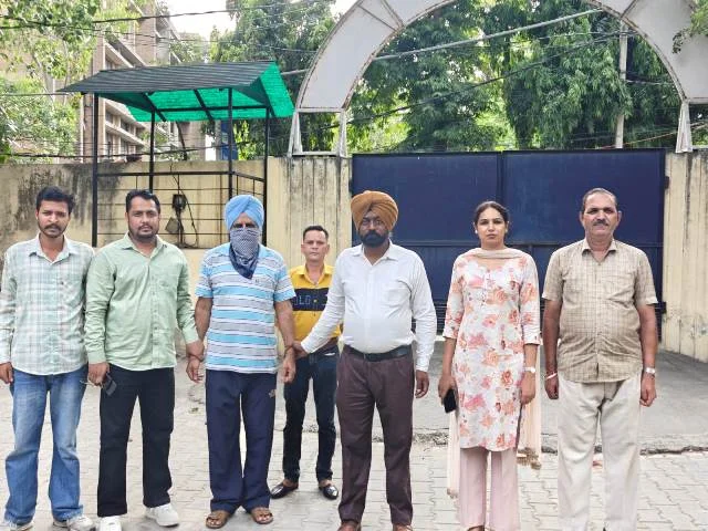 पंजाब विजिलेंस ब्यूरो ने रिश्वत लेते पटवारी को रंगे हाथों किया गिरफ्तार