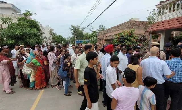 मंत्री विज ने पुलिस को भूमि धोखाधड़ी मामलों में कड़ी कार्रवाई के दिए आदेश
