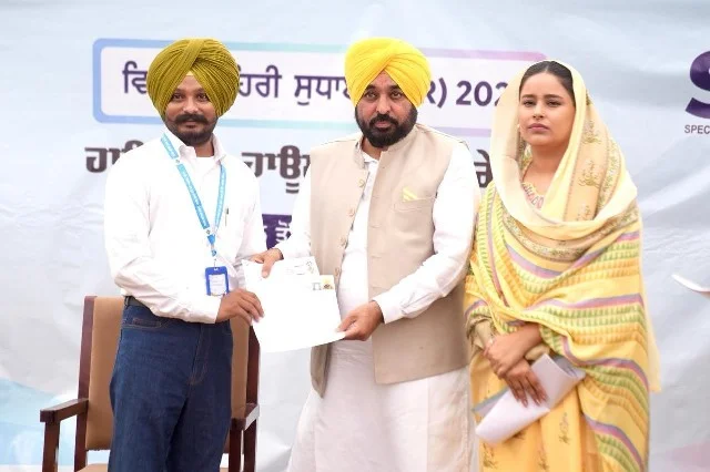 मान ने मतदाताओं से एसआईआर-2026 के तहत गणना फॉर्म भरने की अपील की