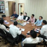 उत्तराखंड में आवासीय एवं विकास योजनाओं की प्रगति पर मंथन