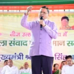 धामी ने मातृशक्ति से किया आत्मीय संवाद, सुने महिलाओं के विचार और सुझाव